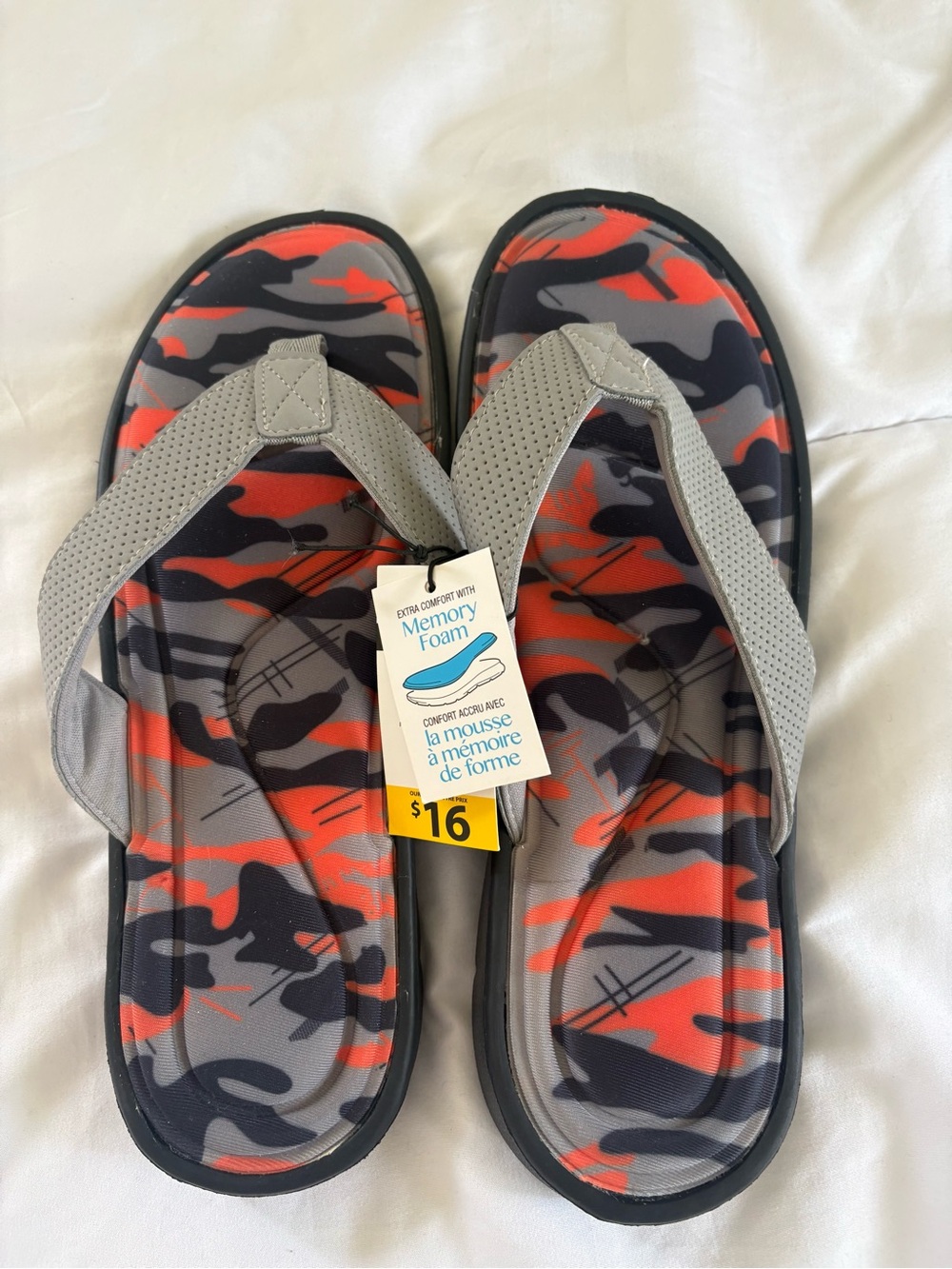 NWT Men's Gray and Orange Camo Print Memory Foam Flip Flops size 11